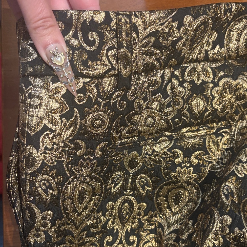 Paul & Joe Brocade Black and Gold Cropped Pants - Picture 11 of 14